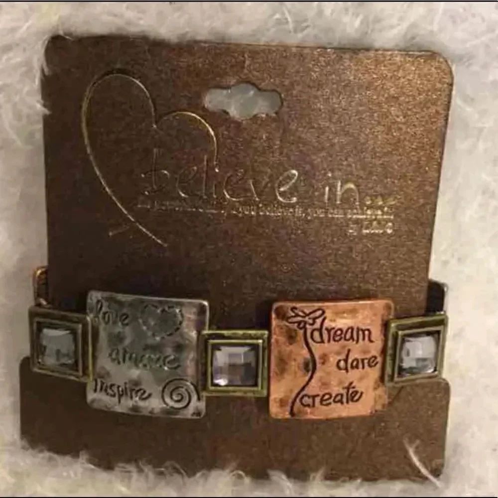 NWT Believe in... Bracelet by L&Jo